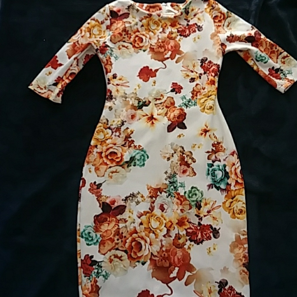 Flower pattern Shift Dress - Picture 5 of 7
